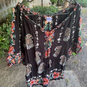Bila, comfy blouse with half sleeves, size lrg